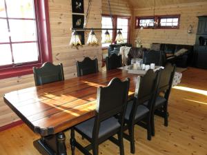 A restaurant or other place to eat at Holiday Home Ørnefjell - SOW162 by Interhome