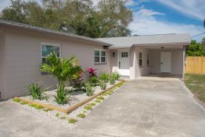 Φωτογραφία από το άλμπουμ του Buchanon Bungalows στο Ορλάντο