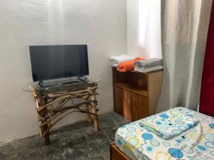 Μια τηλεόραση ή/και κέντρο ψυχαγωγίας στο Monasterio del Mono