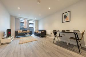 Posezení v ubytování Cosy Central 1 Bed Apartment in Slough Sleeps 4