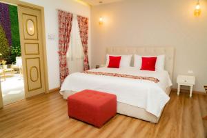 Postel nebo postele na pokoji v ubytování Adamas House Hotel Boutique