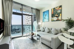 Posezení v ubytování Livbnb Suites - Modern 1 Bed in Merano Tower