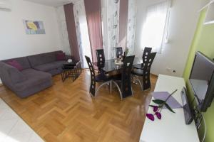 Istumisnurk majutusasutuses Adela Apartments Žnjan Split
