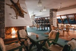 Zespół Tatry - Hotel Tatry i Budynek Turystyczny的休息区