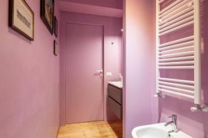 Romantic Charm In Pietrasanta tesisinde bir banyo