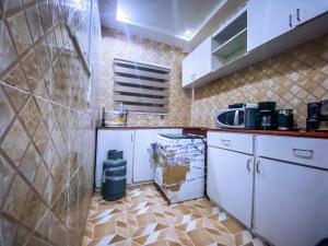 Köök või kööginurk majutusasutuses Amono &Achimaa