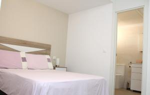 Posteľ alebo postele v izbe v ubytovaní 3 bedroom apartment El Rincon