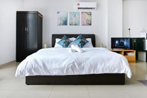 Postel nebo postele na pokoji v ubytování SS15 Courtyard by Xuites, 5pax-Netflix-Mall-LRT-Subang Jaya