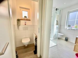 A bathroom at Appartements BERGTRAUM