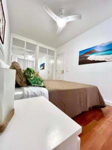 Ένα ή περισσότερα κρεβάτια σε δωμάτιο στο Piera's Apartment +37 φωτογραφίες