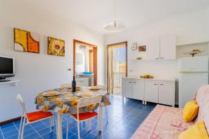 Η κουζίνα ή μικρή κουζίνα στο casa lino 457