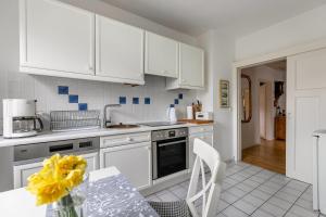 Nhà bếp/bếp nhỏ tại Ferienwohnung Schwennautal