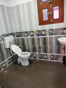 Ванная комната в SHIVAAY GARDEN