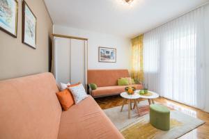 Posezení v ubytování Apartment Orange Oasis
