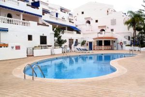 The swimming pool at or close to Port Royale Los Cristianos
