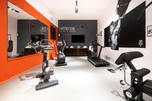 Fitness centrum a/nebo fitness zařízení v ubytování Mercure Compiègne Sud