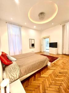 Amazing Swedish 3 ROOMS Apartment in the City Center 1073 Budapest, 35 Erzsébet körút kép - 2