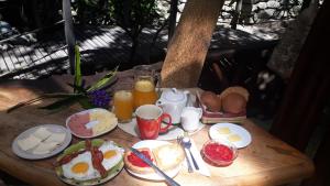 Možnosti raňajok pre hostí v ubytovaní Hotel y Spa Isla de Baños
