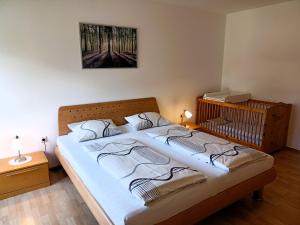 Postel nebo postele na pokoji v ubytování Apartment Schmidt by Interhome