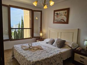 Posteľ alebo postele v izbe v ubytovaní Holiday Home Balcon de Finestrat-1 by Interhome