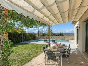 Bazén v ubytovaní Holiday Home Ullastreta by Interhome alebo v jeho blízkosti