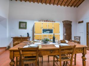 Fotografie z fotogalerie ubytování Apartment Agriturismo Le Rondini by Interhome v destinaci Greve in Chianti
