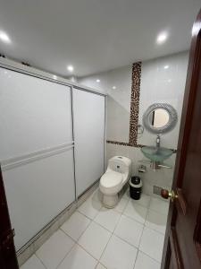 Bathroom sa Moklebú apto