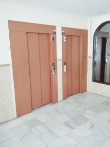 Fotografie z fotogalerie ubytování Casa Adriana con parking Room in shared apartment v destinaci Almuñécar