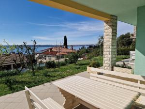 Peisaj natural din apropierea acestui apartament