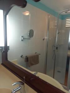 Баня в Appartements VUE MER et PARC