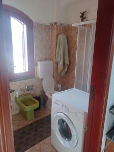 Фотография из галереи Mansarda con terrazzo vista mare в городе Оливери