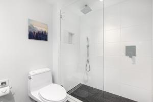 Kupatilo u objektu Adara Hotel
