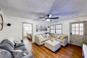 Φωτογραφία από το άλμπουμ του Big Oak Hideaway σε Eclectic