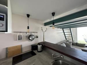 Η κουζίνα ή μικρή κουζίνα στο Caribbean Window