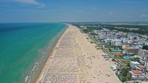 Kép Renewed three-room apartment close to the beach szállásáról Bibionéban a galériában