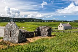Gallery image of Cromlech Cottage in Portnoo