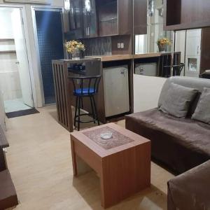 Posezení v ubytování Sharing apartment kalibata city by alfan