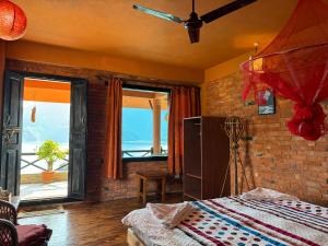 Postelja oz. postelje v sobi nastanitve Nar-Bis Hotel