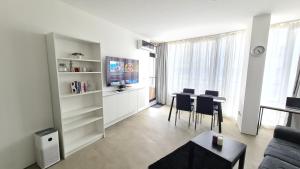 TV a/nebo společenská místnost v ubytování BH Lovely Apartment