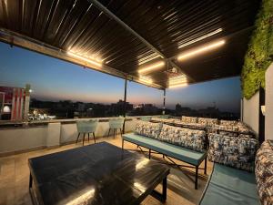 Hotel Shree Darshnam的休息区