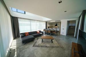 A seating area at The Ni Villas Akyarlar - Bodrum
