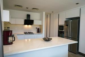 A kitchen or kitchenette at The Ni Villas Akyarlar - Bodrum