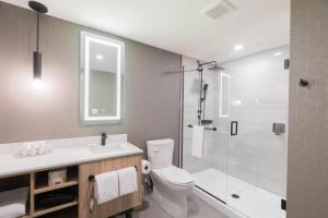 Kopalnica v nastanitvi Sandman Signature Dartmouth Hotel & Suites