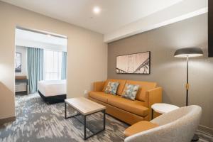 Predel za sedenje v nastanitvi Sandman Signature Dartmouth Hotel & Suites