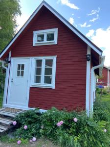 The building in which the holiday home is located