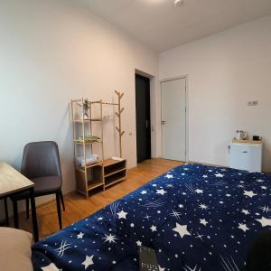 Postel nebo postele na pokoji v ubytování Triple eight hotel