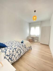 Postel nebo postele na pokoji v ubytování Precioso piso en Deusto + 11 fotografií