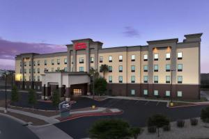 una representación de la parte delantera de un hotel en Hampton Inn & Suites El Paso/East, en El Paso