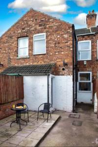 Gallery image of Heartwarming 3 BR Willow House with Free Parking in Selby