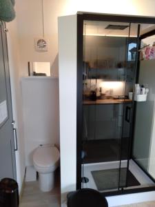 A bathroom at The Lodge
